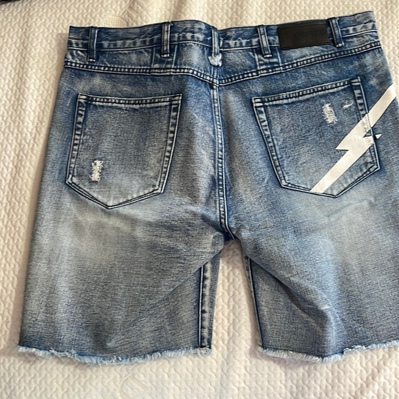 Blue Jean shorts - Picture 1 of 3